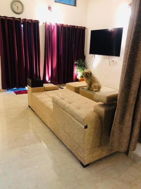Apartment Tattva 2 *