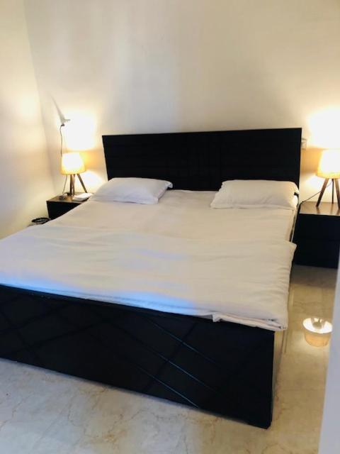 Apartment Tattva 2 *