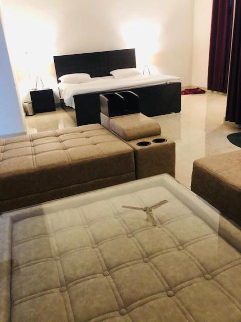 Tattva 2 Apartment