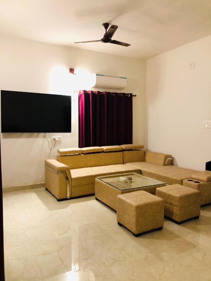 Apartment Tattva 2 *